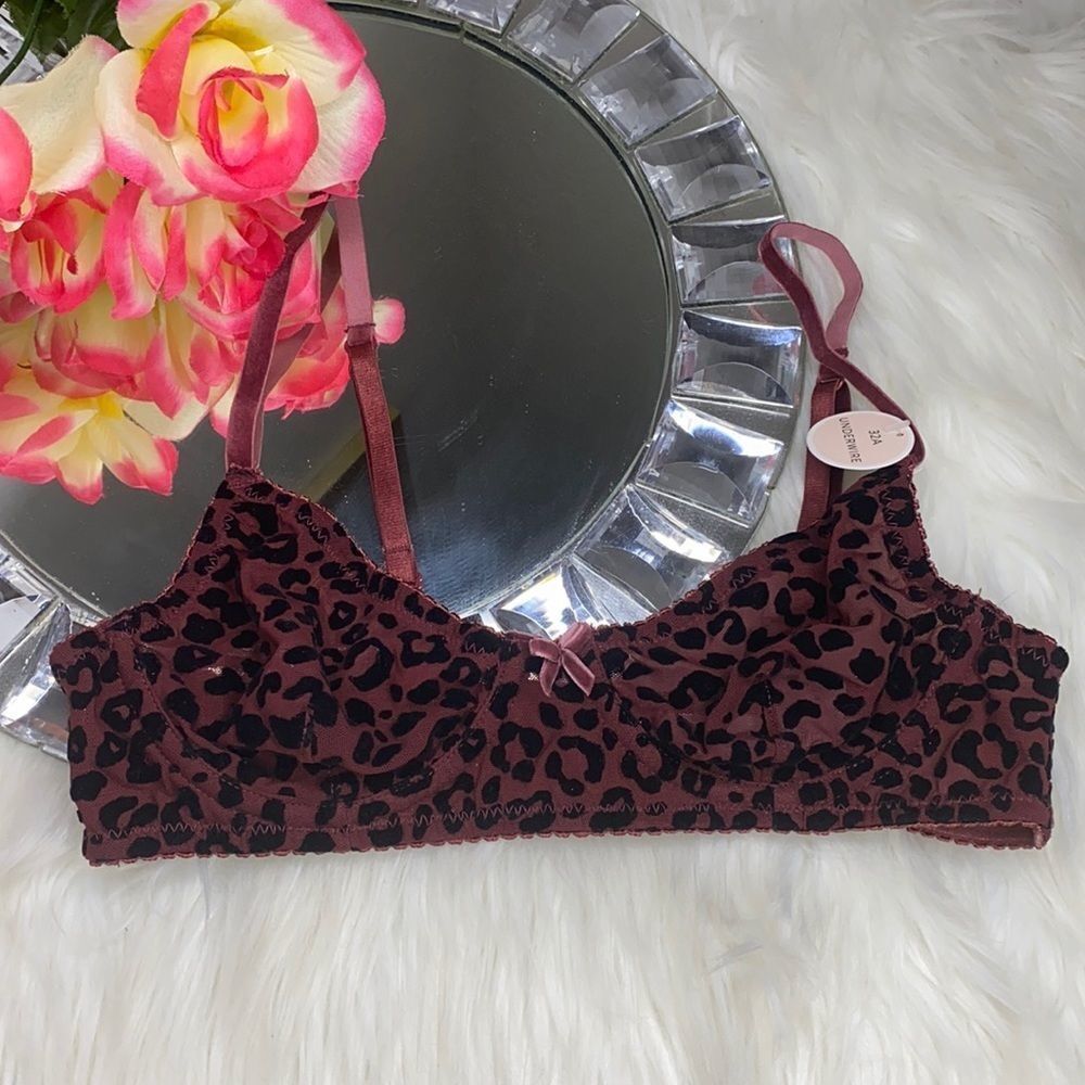 New Forever 21 Lingerie Black & Maroon Leopard Print Underwire Sheer Bra…